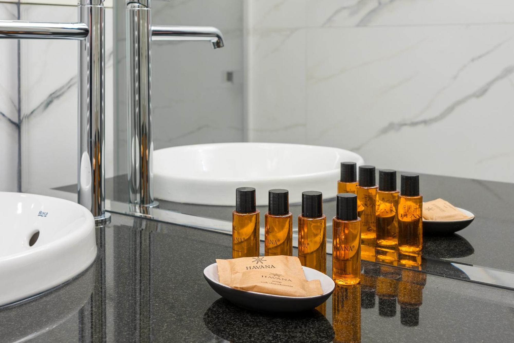 Bright Crystal Premium Apartment Varsavia Esterno foto